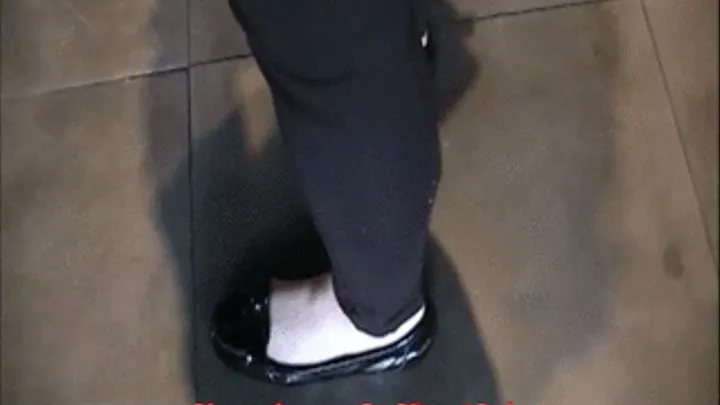 Sacco black patent flats barefoot at Starbucks 1