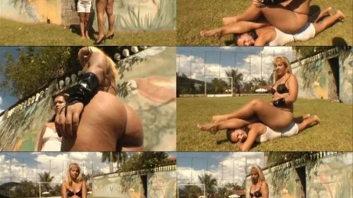 TRAINING MY PONEY IN 40° DEGREES OF SUN - BY TOP BIG MILF CAROL GOMES ENORMOUS BUTT - CLIP 1