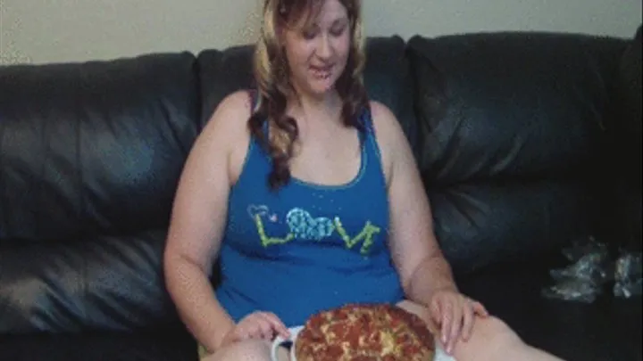 LanaAshley Surprised By Pizza