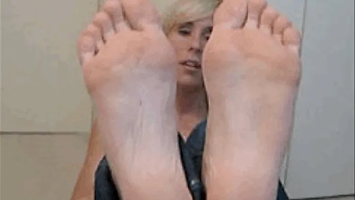 Foot Jerkin' Instructions/Cum countdown - POV Footjob, lol - you wish!