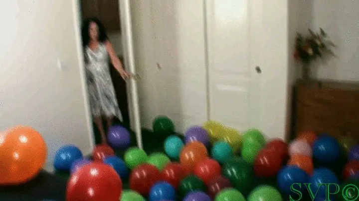 Hot Smoking Granny Pops Balloons ( FULL VERSION )