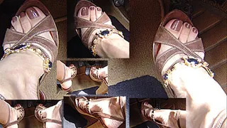 Pedal pumping in suede sandals
