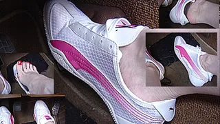 White and pink PUMA sneakers pedal pumping