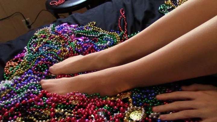 Elle Mardis Gras Feet