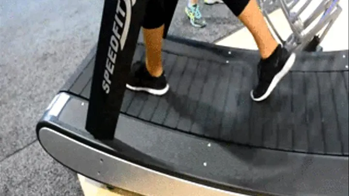 Feet & Booty on Treadmill