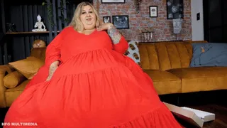 Ivy Davenport: Marital Gains - SSBBW Wife Stuffs Her Face and Gains 100s Of Pounds During 1st Year of Marriage and Becomes an Immobile Blob