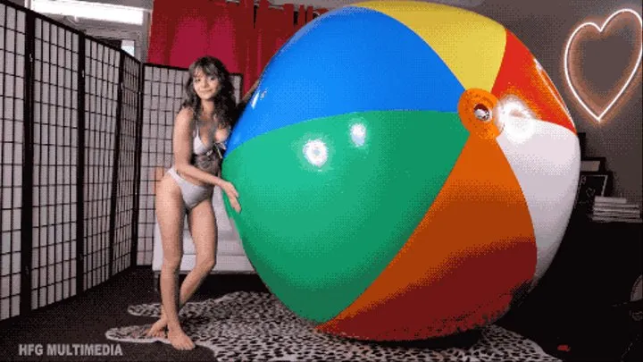 Josie Jo: 6 Foot Giant Beach Ball Pop and Deflate