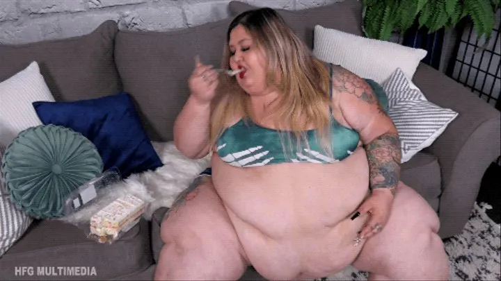 Ivy Davenport: Make Me Massively Fat