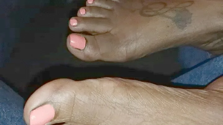 Neefah's Pink Toes Ticklish Footjob