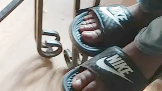 Neefah's Kitchen Footshow