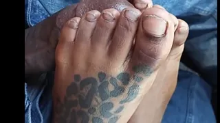 Caramel Cutie's GOAT Ebony Footjob