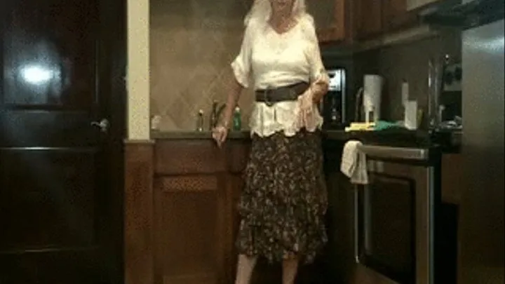 MAture Dutch Blonde Washes Dishes all dressed up! Divx