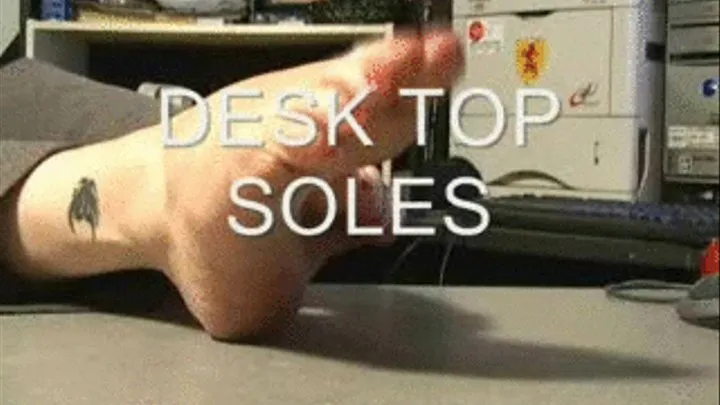 DESK FEET CLIP 1