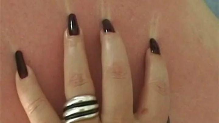 Dark Red Nail Back Scratch ( )