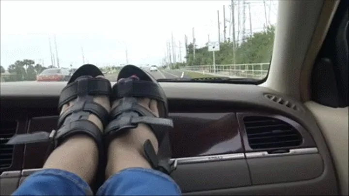 Sidnay Adams : Feet on the dash board