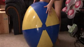 Grinding on Blue and Yellow Beach Ball 2 12 15--MVI 6933