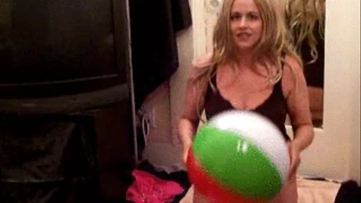 REPOST IN MP4 -- 25 MINS BEACH BALL RIDING TOPLESS SQUIRTING TRY TO POP SM ORANGE WHITE AUG 12