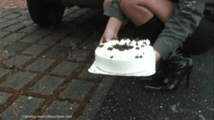 Cakes for her Boots