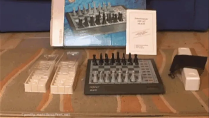 Completely Chess-Set under Christin