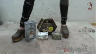 Tins under sweet naked feet and wooden Clog