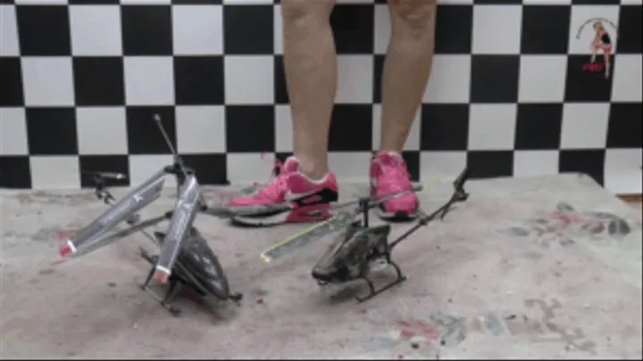 Two RC-Heliocopter meets Nikes