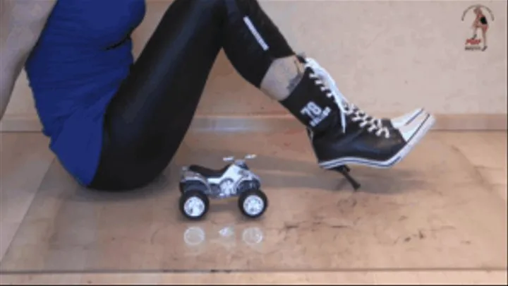 Toy Quad under high heel Boots