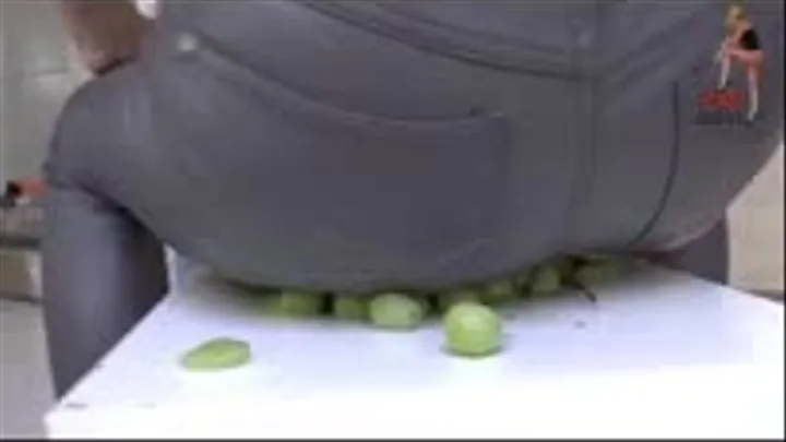 Grapes under leather Ass