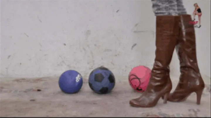 Foot Balls under Christins Buffalo Boots