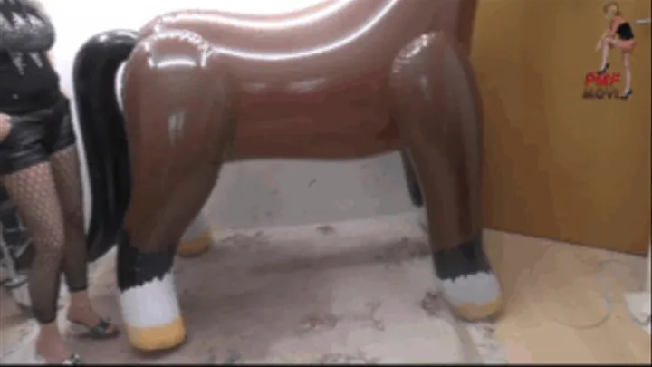 Large inflatable Horse