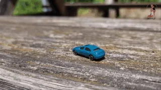 Small Cars under Giantess