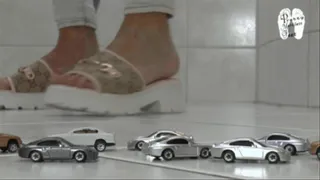 Giantess Christin crushes small Toy Cars