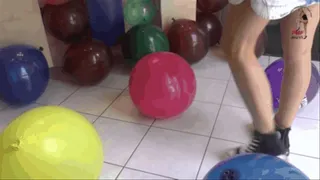 Balloon crush fun 27