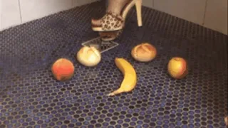 Food under Christins Heels