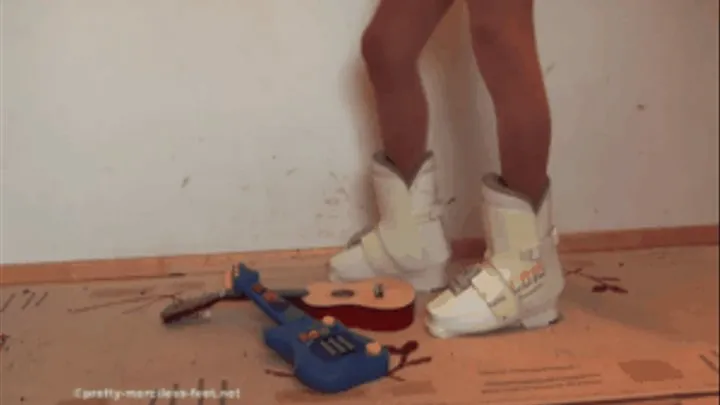 Small Guitars under Ski Boots