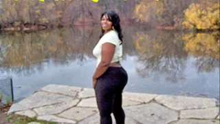 MEET KATIE WEARN TIGHT BLCK JEANS AT DA PARK CLP 3