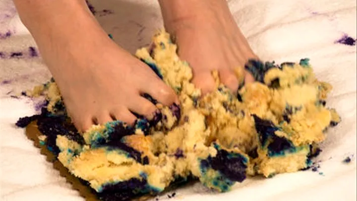 Madilynn Smashes a Cake with her Feet