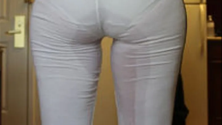 INEED2PEE - Sinn Sage wetting white yoga pants