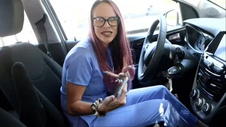 INEED2PEE - Nurse Vicky Vixx Wetting nurse scrubs outside
