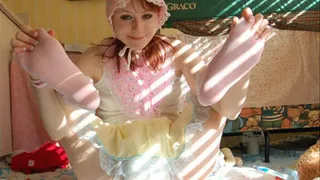 ADULTBABYGIRL - Redhead Adult Baby Girl diapered bedtime