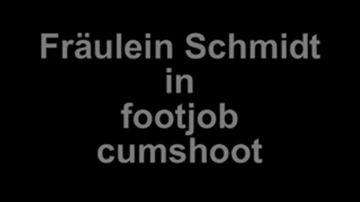 footjob cumeshoot from Fräulein Schmidt