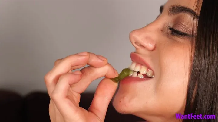 Yummy Gummy Vore