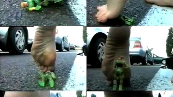 Linda's Giantess Feet! part 1