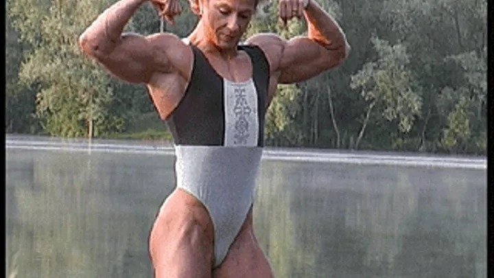 Ariane, Hardcore Muscle Posing, Part 1