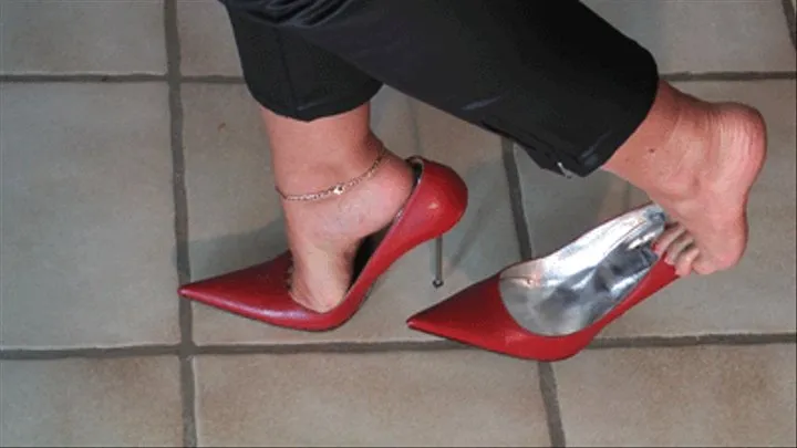 Red Italian Stiletto Pumps 3 - DIPPING