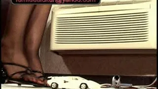 Stomp Session XLVIIIMMX . Giantess Echo. White Lamborghini. Shoot B