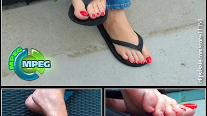 HEELS & TOES IN FLIP FLOPS 2010-06-14b (MPEG)