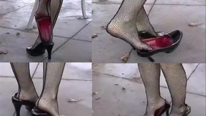 Baby dolls heels & fishnets - Toe and heel crush