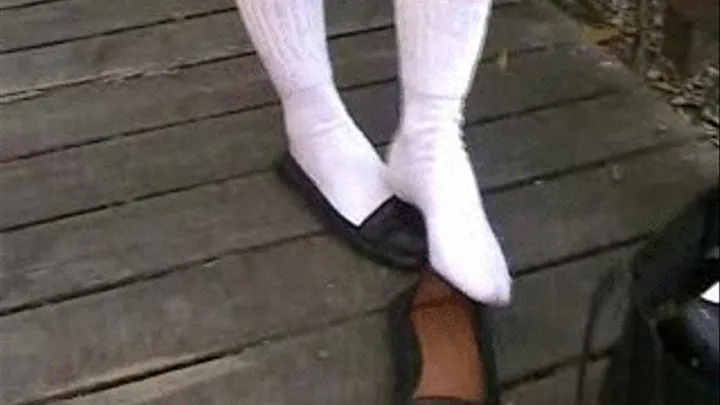 Black & white flats ~ Heels crushed with Hooters socks