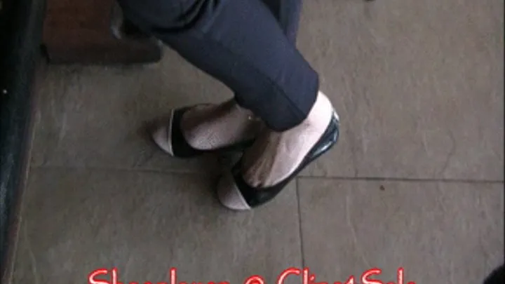 Heel crush at bar with black & white flats