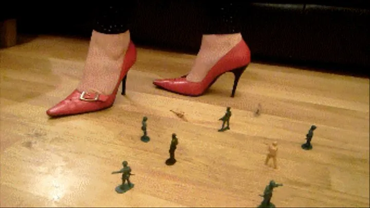 Miss K crushing toy soldiers/little men! Giantess